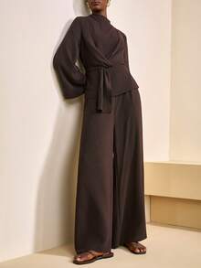 Zivah Conjunto de 2 piezas de top holgado de manga larga con cuello de tortuga y volantes + pantalones de pierna ancha en color marrón, estilo otoño/invierno 2025 para mujer, adecuado para Año Nuevo, San Valentín, fiesta, noche, cita, cumpleaños, universidad, diario, básico, casual, viaje de crucero, elegante, oficina, minimalista - Marrón - Ver 7