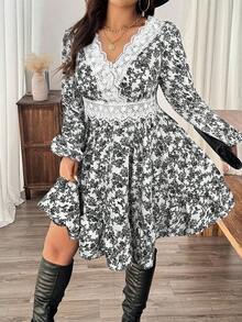 SHEIN Frenchy Abito elegante da pendolare con patchwork in pizzo floreale, taglia comoda, autunnale - Grigio - Visualizzare 3