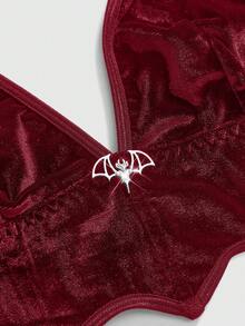ROMWE Gothic Style Velvet Bat Shaped Metal Pendant Triangle Cup Wireless Bra - Burgundy - View 3