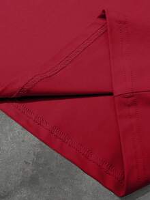 Manfinity EMRG 男士字母印花圆领休闲宽松T恤 - 酒紅色 - 查看 5