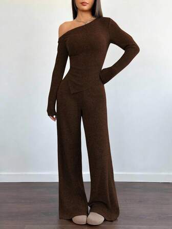 Conjunto de camiseta de manga larga asimétrica y pantalones de unicolor para adolescentes