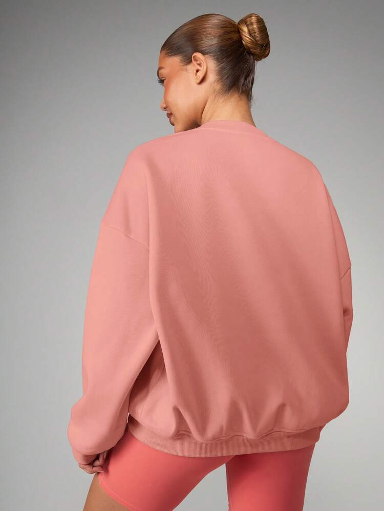 MISSGUIDED Relaxed Fit Crew Neck Graphic Sweatshirt With Logo Print Casual Pullover Sweatshirt For Fall Winter