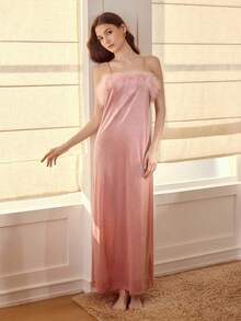 MOTF PREMIUM VELVET CONTRAST FUZZY DETAIL SLIP SLEEP DRESS - Pink - View 1