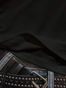 SHEIN EZwear 女款休閒極簡十字架與翅膀印花寬肩圓領長袖性感不對稱肩捲邊套頭T恤，秋季 - 黑色 - 查看 4