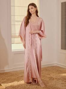 MOTF PREMIUM 优雅撞色蕾丝睡裙睡袍套装 - 粉色 - 查看 4