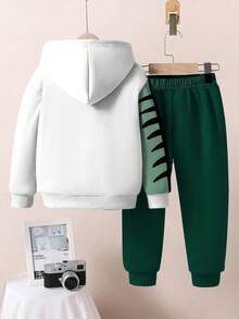 SHEIN 2 st/set Young Boys Casual Tecknad Dinosaurie & Engelska Bokstäver Grafik Lös Passform Bekväm Långärmad Huvtröja, Lämplig För Höst/Vinter - Multifärgad - Visa 3