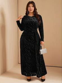 Comfylo Vestido ajustado de terciopelo con detalle retorcido en la cintura para tallas grandes - Negro - Ver 8