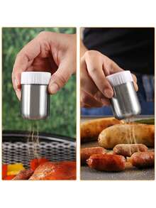 مجموعة برطمانات التوابل المحمولة، 2 قطعة من رشاشات الملح والفلفل من الفولاذ المقاوم للصدأ للمطبخ والتخييم في الهواء الطلق - أبيض وأسود - مشاهدة 2