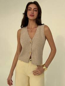 Aloruh Women's Spring: Minimalist And Stylish Double-Button V-Neck Sleeveless Cardigan Top - Casual And Fashionable Commuter Vest - Apricot - View 5