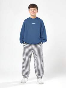 SUMWON 青少年连帽衫和条纹运动裤套装，柑橘印花设计，度假风 - 藏蓝色 - 查看 2