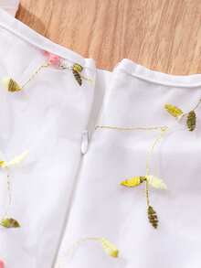 SHEIN Sparklyn Tween Girls Cute & Sweet Mesh Embroidered Camisole Dress