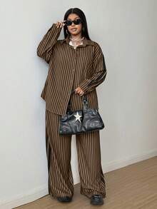 Maweii 2 pezzi Set di blusa casual e pantaloni stampati a righe da donna, stile pendolare, autunno/inverno - Castano - Visualizzare 2
