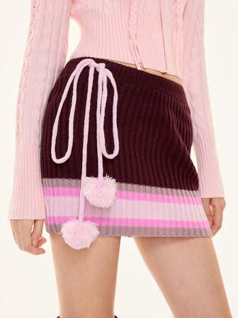 ROMWE Avant تنورة ضيقة مصنوعة من الأكريليك بخصر منخفض ذات بوم بوم ملون بطريقة أومبري للنساء بطراز كلاسيكي