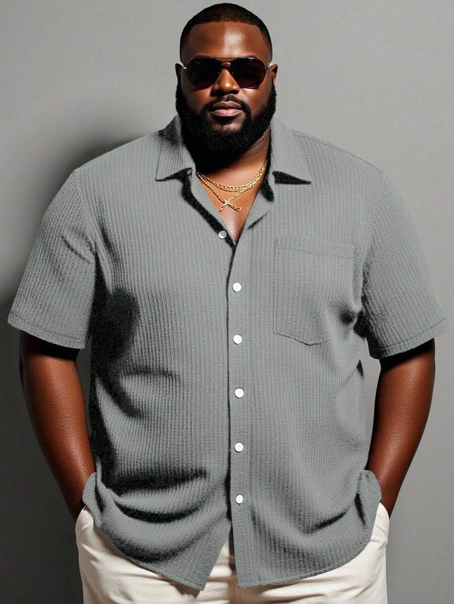 Manfinity Homme 大码男式纯色短袖单排扣休闲口袋衬衫 - 灰色 - 查看 1