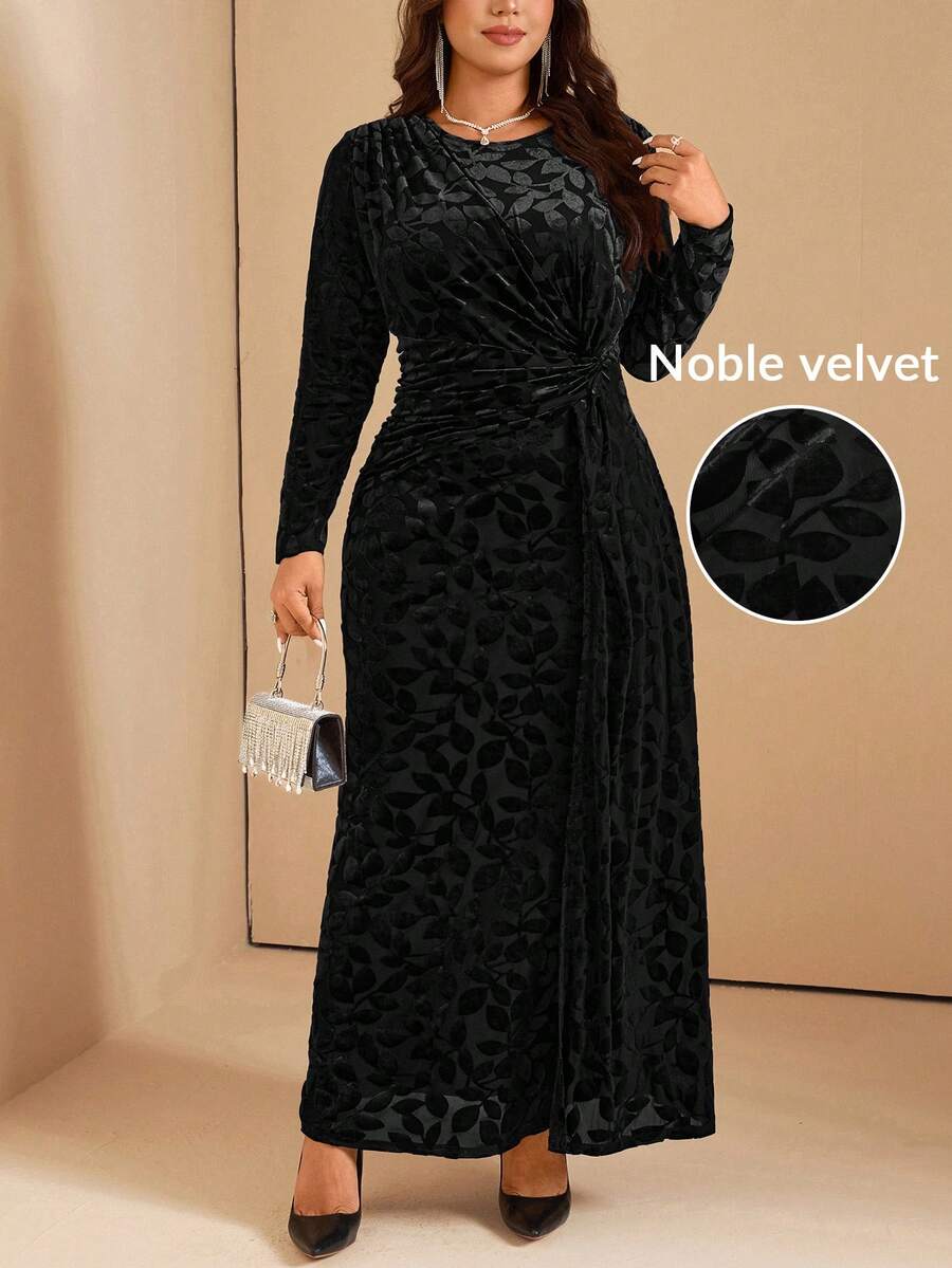 Comfylo Vestido ajustado de terciopelo con detalle retorcido en la cintura para tallas grandes - Negro - Ver 1