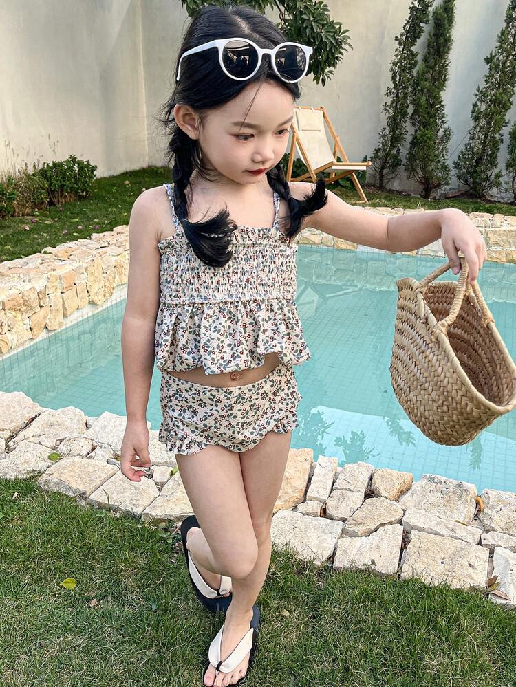 Young Girl Spaghetti Strap Printed Tankini Top And Bottom Swimwear Set Vacation