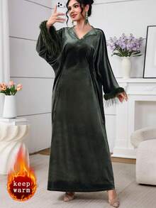 Al Najma 女士优雅天鹅绒袖口V领镶钻连衣裙，秋冬季时尚之选 - 綠色 - 查看 1