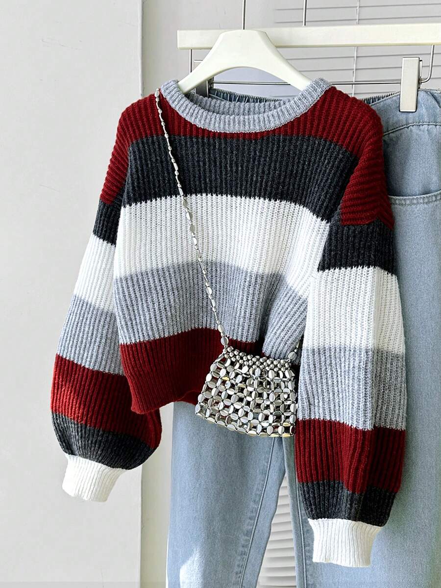 SHEIN Áo len dày dặn cho bé gái, kiểu dáng tối giản, tay dài, áo len dễ thương mùa thu/đông, áo len cho thiếu nữ, áo len cho các bạn tuổi teen, bộ đồ len dệt kim cho thiếu nữ, áo len dễ thương, áo len cho các bạn tuổi teen, quần áo phong cách preppy cho bé gái 12 tuổi, quần áo mùa thu đông cho bé gái, áo len cho bé gái, áo len trẻ em, áo len bé gái, quần áo bé gái, quần áo mùa thu và mùa đông, áo len cho các bạn tuổi teen, áo len cho thiếu nữ, áo len dành cho thanh thiếu niên, áo len dệt kim, quần áo cho thiếu nữ, áo len dễ thương, áo len kẻ sọc. - Nhiều màu - Xem 1