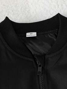 男童两件套外套套装，长袖拉链翻领外套+松紧裤脚休闲裤，简约百搭设计，适合秋冬季休闲、上学、通勤等场合。 - 黑色 - 查看 5