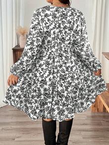 SHEIN Frenchy Abito elegante da pendolare con patchwork in pizzo floreale, taglia comoda, autunnale - Grigio - Visualizzare 2