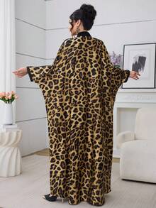 Al Najma 女士宽松豹纹休闲睡袍，适合日常穿着和聚会场合 - 黑色 - 查看 2