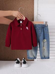 SHEIN 男婴两件套保暖高领长袖T恤和灯芯绒背带裤套装，舒适休闲可爱小熊图案基础款，适合室内、室外、日常穿着、运动、派对、拍照、节日、街头风、运动服、慢跑服、圣诞节、新年等场合。 - 酒紅色 - 查看 4