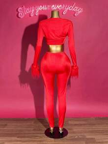 Slaydiva 2025 Winter New Arrivals - Global Carnival Season:New Year Valentine's Day Party Evening Gathering Date Gathering Birthday Party Preppy Style Student Wear Everyday Street Basic Versatile Casual Cruise Travel Internet Celebrity Hot Style Sexy Club Y2K Punk Racing Tube Top + Ultra Short Long Sleeve Fur Trim Jacket + Tights Red Glitter Fabric Winter Three-Piece Suit Christmas Suit New Year Suit Women's Three-Piece Suit - Red - View 13