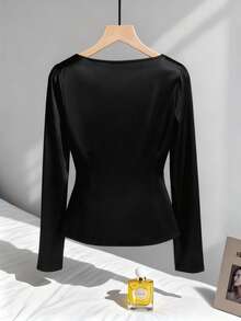 GlowEve CURVE Plus Size Solid Color Elegant Waist Cinched Long Sleeve Casual Blouse Draped Top Lokal-Valentinsverkauf Tops For Women Elegant Long Sleeve Black Top Satin Blouses For Women Satin Cowl Neck Top God - Black - View 2