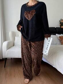 Dream Adore Plus Size Leopard Print Heart Embroidery Long Sleeve Top & Pants Cozy Fluffy Pajama Set, Autumn/Winter - Black - View 6