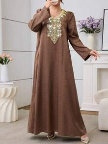 Al Najma Gaun Gaya Arab Cokelat Berbahan Kain Bertekstur dengan Hiasan Payet Elegan untuk Wanita, Musim Gugur/Dingin - Coklat - View 6