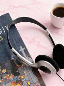 Teckwe Vintage Classic Wired Headphones, Retro-Styled Accessories For Photography And Fashion, Small And Compact Earphones For Sports And E-Books