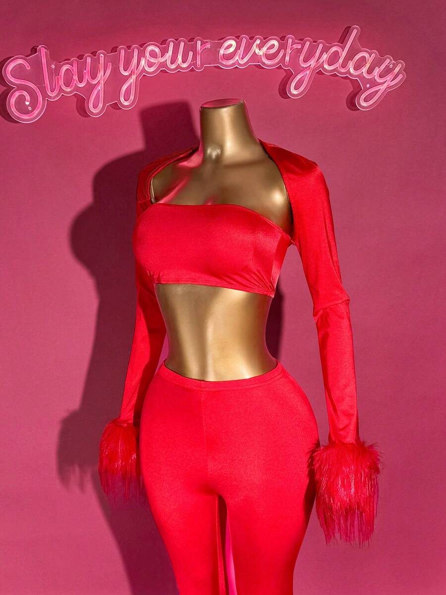 Slaydiva 2025 Winter New Arrivals - Global Carnival Season:New Year Valentine's Day Party Evening Gathering Date Gathering Birthday Party Preppy Style Student Wear Everyday Street Basic Versatile Casual Cruise Travel Internet Celebrity Hot Style Sexy Club Y2K Punk Racing Tube Top + Ultra Short Long Sleeve Fur Trim Jacket + Tights Red Glitter Fabric Winter Three-Piece Suit Christmas Suit New Year Suit Women's Three-Piece Suit - Red - View 1