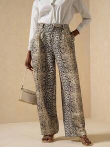 Maweii Vintage Casual Loose Printed Plus Size Pants - Apricot - View 4
