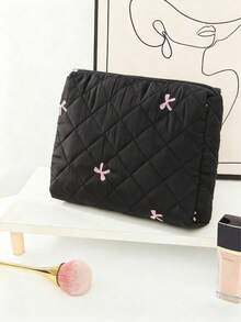 SHEIN Túi đựng mỹ phẩm du lịch, túi đựng đồ vệ sinh cá nhân có khóa kéo, thêu nơ, chần bông, chống thấm nước, nhẹ, dùng để sắp xếp đồ trang điểm, dung tích lớn, tiện dụng cho phụ nữ đi nghỉ mát, đồ dùng cần thiết trong phòng tắm. - màu đen - Xem 22