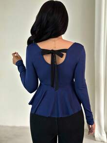 Vavine Dunkelblaues Damen-Top für Herbst/Winter: Quadratischer Ausschnitt + Rüschensaum, Details mit Metallic-Knöpfen, schwarze Schleife am Rücken, weicher, dehnbarer Stoff für hohen Tragekomfort – vielseitig einsetzbar für Alltagsausflüge, gesellschaftliche Anlässe oder die Arbeit.