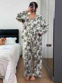 Dream Adore Plus Size Women Butterfly Print V-Neck Pajama Set , Fall & Winter Clothes - Multicolor - View 1