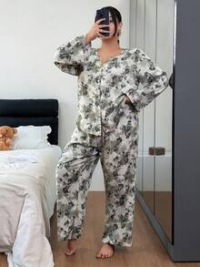 Dream Adore Plus Size Women Butterfly Print V-Neck Pajama Set , Fall & Winter Clothes - Multicolor - View 6
