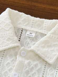 1件男童时尚休闲白色镂空针织开衫，精致几何钩针图案，简约翻领设计，适合海滩、家庭郊游、返校等场合。 - 杏色 - 查看 3