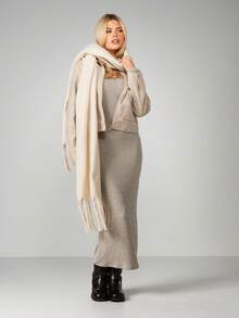 MISSGUIDED Women's Long Sleeve V Neck Ribbed Knit Maxi Sweater Dress - Apricot - View 4