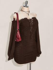SHEIN ICON Große Größen Schwarzes Y2K Sexy Laternärmel Asymmetrische Schulter Gerafftes Kleid, Festival Outfits, Sommerurlaub, Boho Kleid - Braun - Übersicht 4