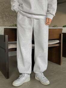 DAZY Men's Thickened Letter Embroidered Crew Neck Pullover Sweatshirt Set, Autumn/Winter - Grey - View 4