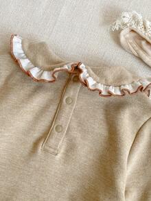 PrepCrw 1 Peça Macacão Elegante Urbano e Fofo para Bebê Menina com Detalhe Branco no Colarinho Preto de Manga Longa, Adequado para Uso Casual Diário, Passeios, Reuniões, Roupas de Bebê Menina para Outono e Inverno - Preto - Visão 5