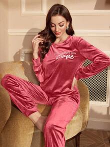 SHEIN 撞色字母刺绣休闲丝绒上衣和裤子家居服套装 冬季服装 - 玫瑰紅 - 查看 3
