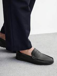 CUCCOO BIZCHIC 奢华男士皮革便士乐福鞋，休闲草编风格一脚蹬平底鞋，配有方便的松紧带，适合春秋季日常穿着、婚礼、宴会、办公室、商务场合的正装鞋 - 黑色 - 查看 4