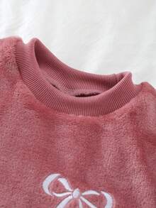 2 Piece Sets Girls' Pink Embroidered Bow Long-Sleeved Top And Bow-Print Trousers, Winter Flannel Pajama Set. Bow Pajama Set ,Kids Clothes Girls Girls Lounge Set - Pink - View 5