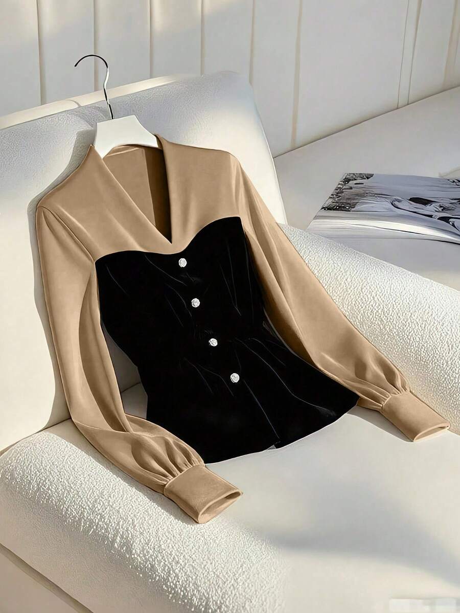 Franclia Blus Wanita Elegan dengan Detail Leher V, Lengan Panjang, dan Hiasan Kancing Warna Kontras, Musim Semi/Musim Gugur - Khaki - View 1