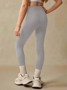 SHEIN Seamluxe Sport 高腰罗纹无缝修身女童紧身裤 - 云朵般柔软，第二层肌肤般柔软，速干透气，四向弹力紧身裤，适合跑步、骑行、瑜伽、泡菜球运动、休闲，黑色 - 淺灰色 - 查看 7