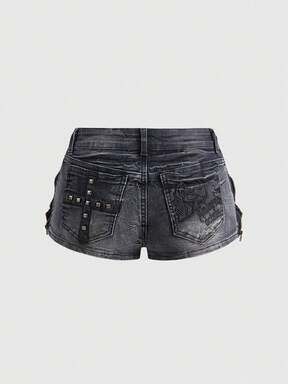 Grunge Punk Y2K Baddie Skull Embroidery & Rivet Decorated Super Low-Rise Women Denim Shorts