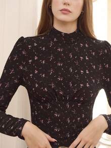 lacRébo ملابس علوية طويلة الأكمام ذات طبعة زهرية مع رقبة عالية ملمس مطاطي وفتحة خلفية في الرقبة، مناسبة للشتاء