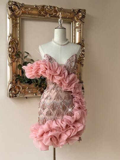 Lovelzi Elegante y lujoso vestido de fiesta mini ajustado con cuello en V, manga de un hombro, bordado de lentejuelas rosa claro, empalme con flecos y organza con estructura 3D